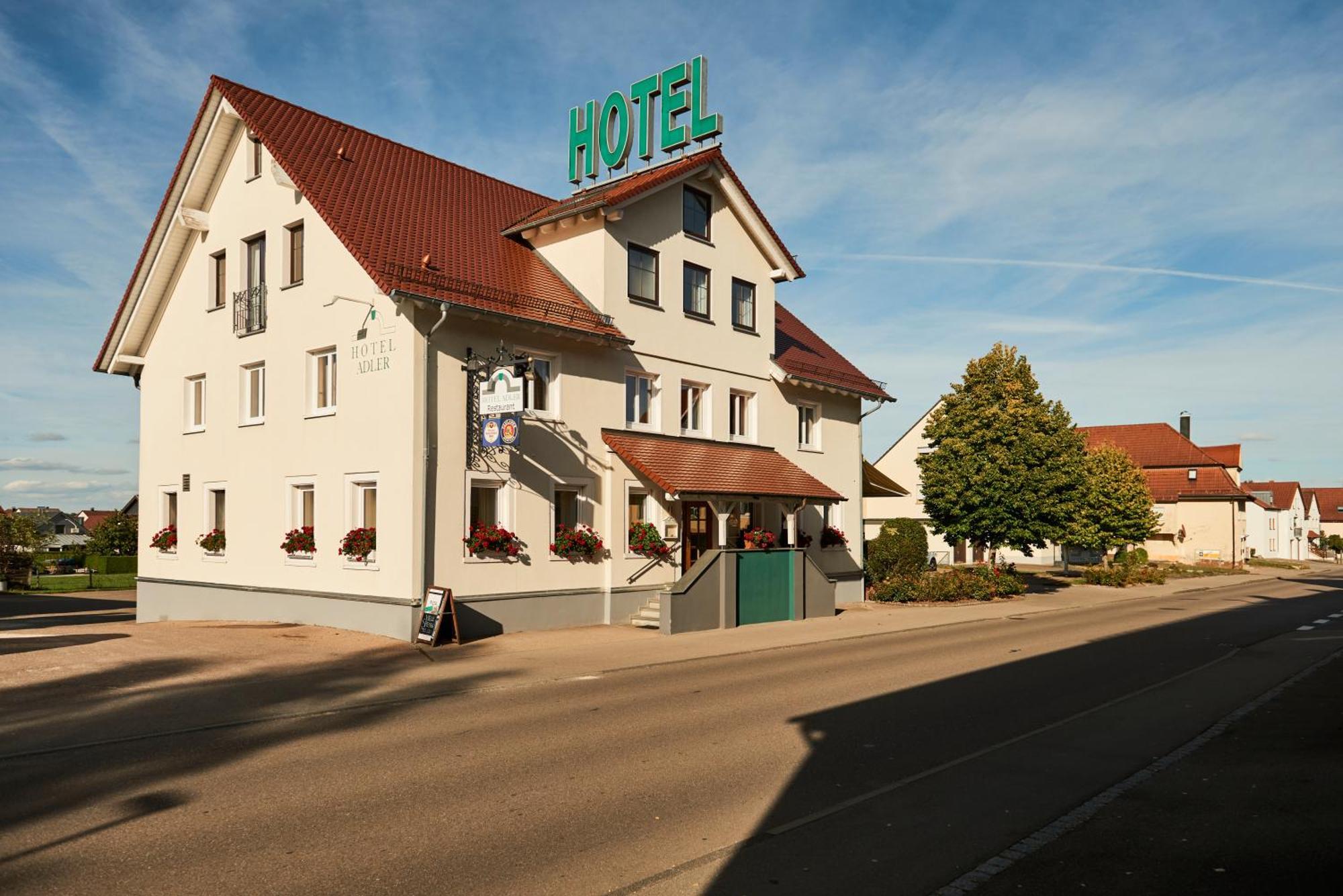 Hotel Restaurant Adler Вестаузен Экстерьер фото