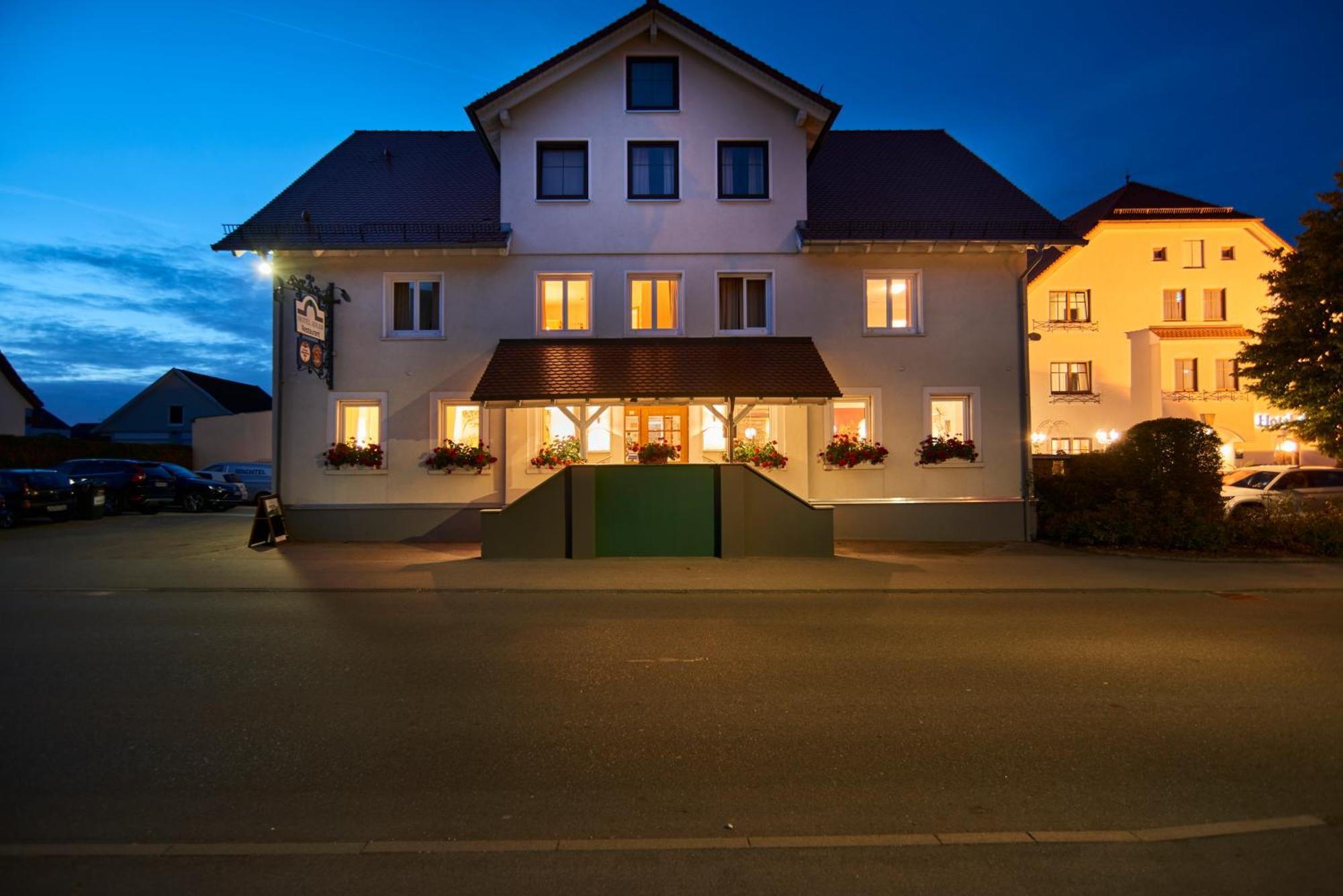 Hotel Restaurant Adler Вестаузен Экстерьер фото